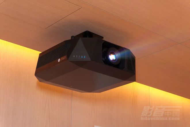 ON 4K激光投影机QL3000B案例探访pg电子模拟器试玩【家访】广州白云EPS(图5)