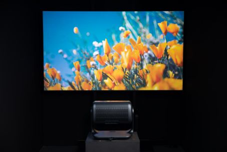 ：当贝F7 Pro让你在家就能看大片pg电子模拟器试玩万元以内4K投影仪(图8)