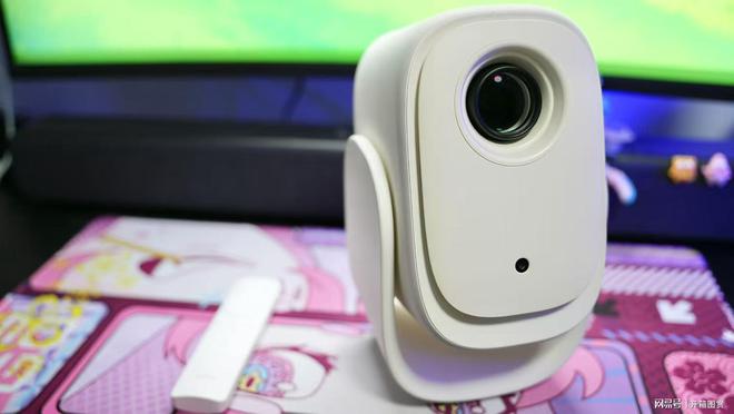 图赏几百元打造家庭私人影院电子pg哈趣Q1投影仪开箱(图5)